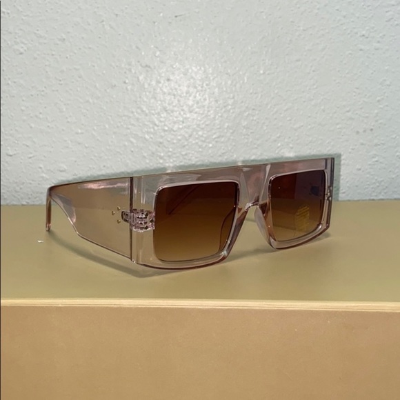 Clear Lavendar Sunglasses - Picture 2 of 4